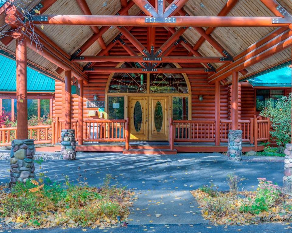 North Forty Resort 컬럼비아 폴스 외부 사진