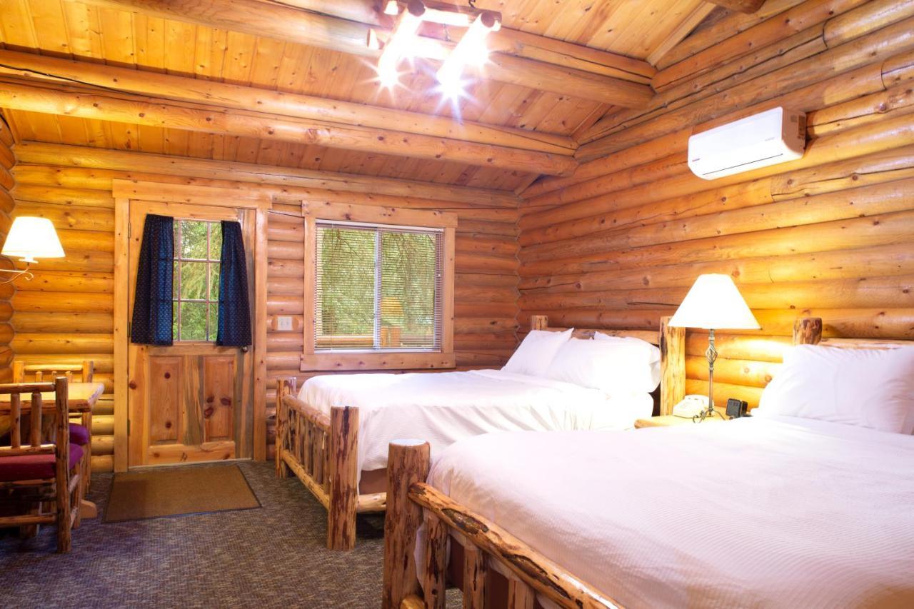 North Forty Resort 컬럼비아 폴스 외부 사진