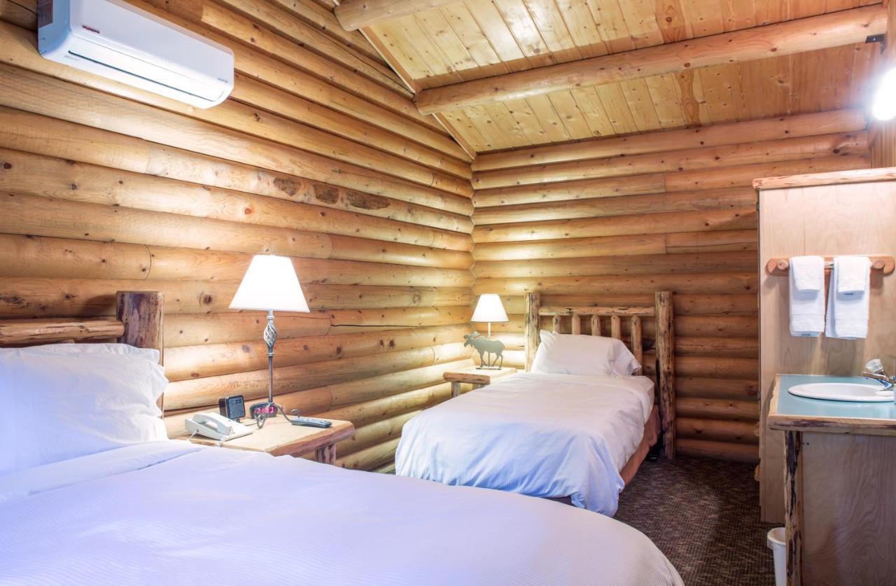 North Forty Resort 컬럼비아 폴스 외부 사진