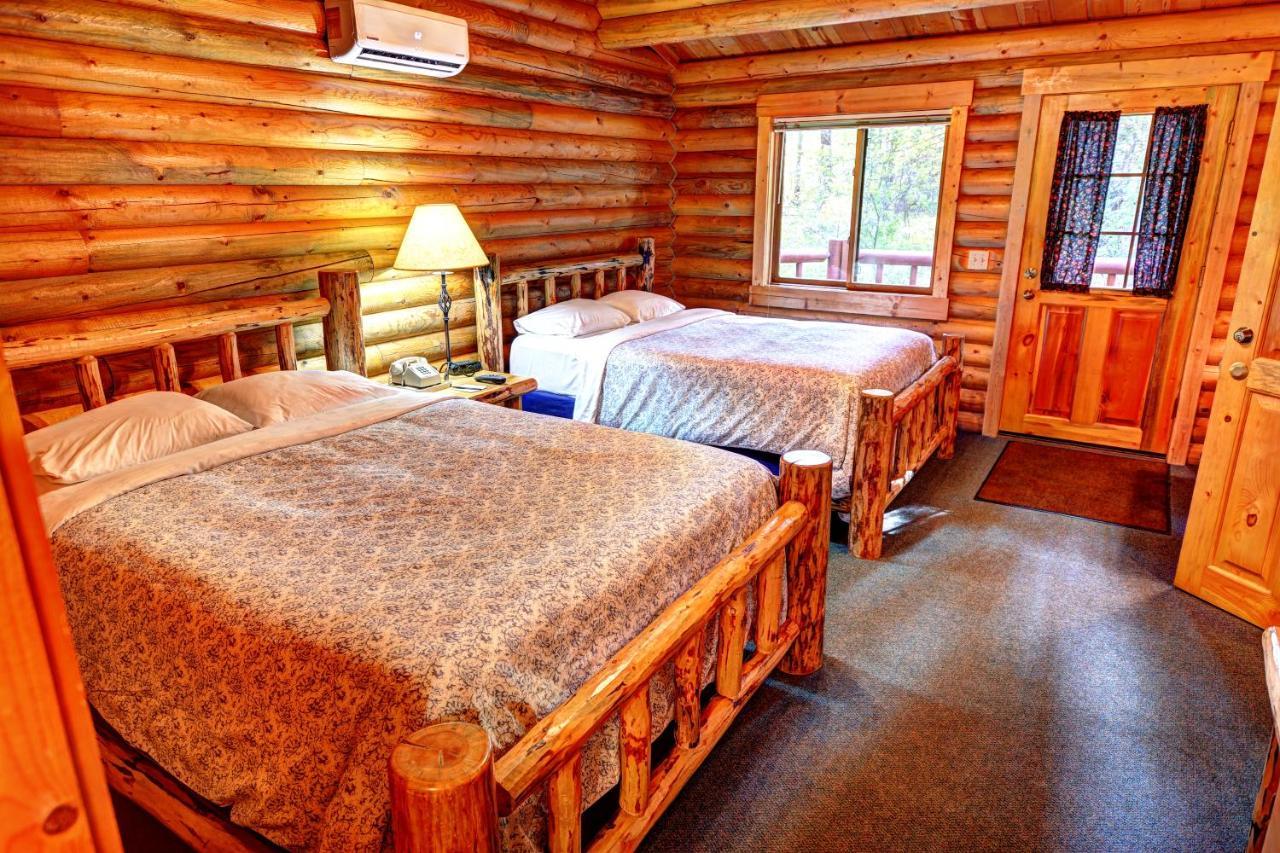North Forty Resort 컬럼비아 폴스 외부 사진